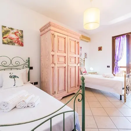 Vacanze Con Piscina Privata וילה Su Forti